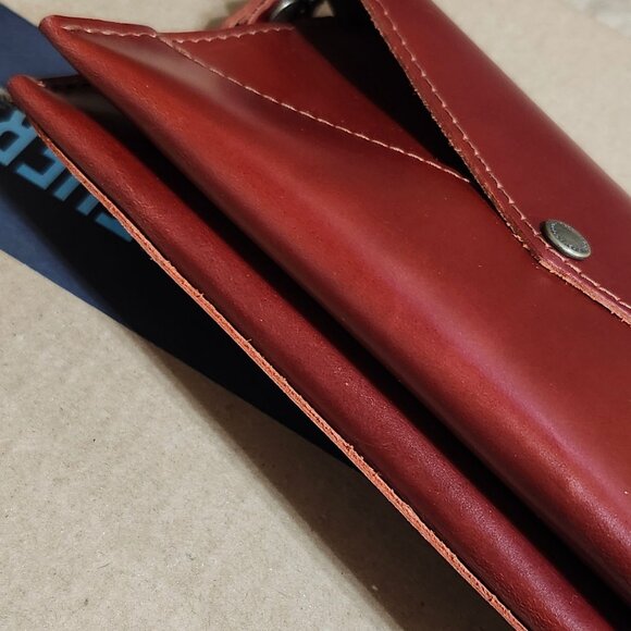 Portland Leather Cowboy Sunset Envelope Crossbody Unicorn Color Smooth Leather - Picture 5 of 10